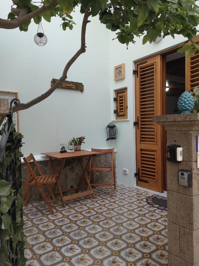 Ferienwohnung Al Limone Lipari  Exterior foto